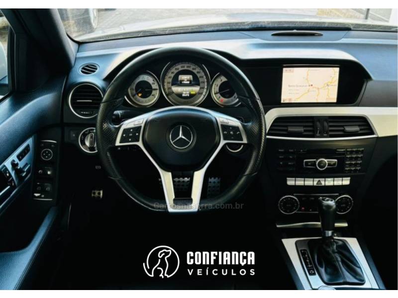 MERCEDES-BENZ - C 250 - 2013/2014 - Branca - R$ 99.900,00