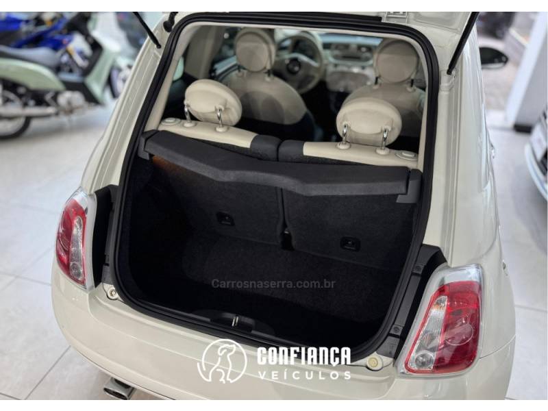 FIAT - 500 - 2011/2012 - Branca - R$ 44.900,00