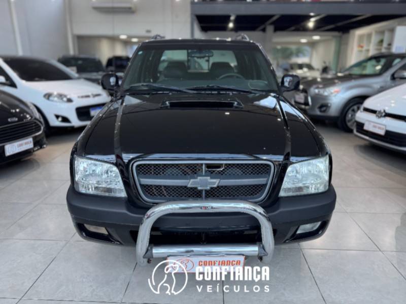 CHEVROLET - S10 - 2005/2006 - Preta - R$ 61.900,00