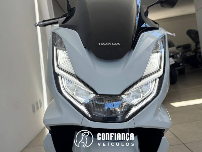 HONDA - PCX - 2023/2023 - Branca - R$ 20.900,00