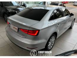 AUDI - A3 - 2014/2014 - Prata - R$ 77.900,00