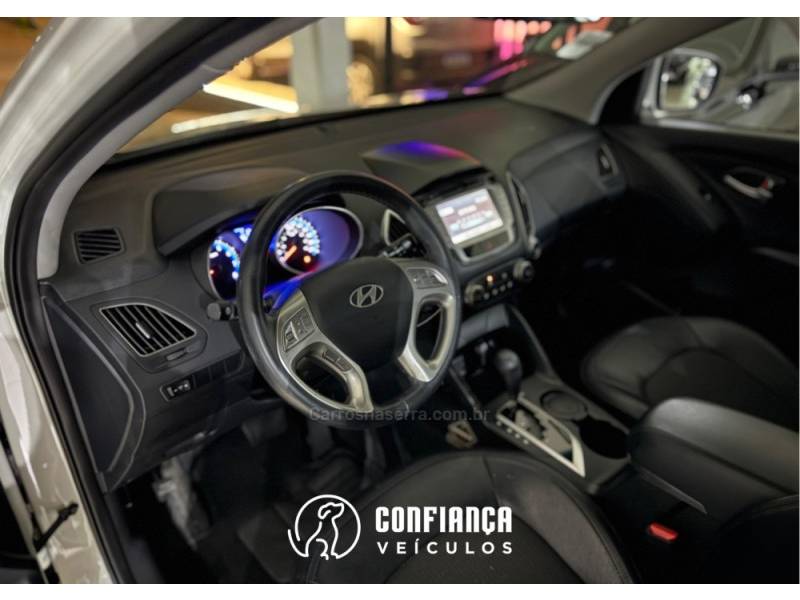 HYUNDAI - IX35 - 2014/2015 - Branca - R$ 75.900,00