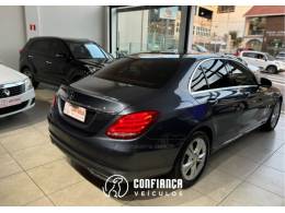 MERCEDES-BENZ - C 180 - 2015/2016 - Cinza - R$ 112.900,00