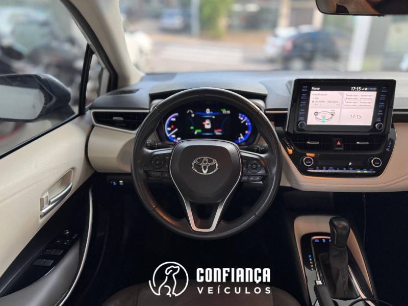 TOYOTA - COROLLA - 2020/2020 - Branca - R$ 132.900,00