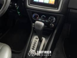 MITSUBISHI - PAJERO TR4 - 2012/2013 - Verde - R$ 66.900,00