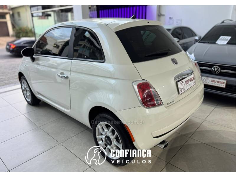 FIAT - 500 - 2011/2012 - Branca - R$ 44.900,00