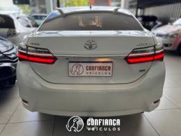 TOYOTA - COROLLA - 2018/2019 - Branca - R$ 108.900,00
