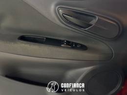 FIAT - PUNTO - 2014/2015 - Vermelha - R$ 44.900,00