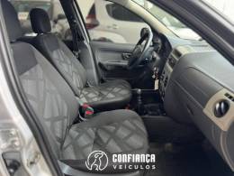FIAT - PALIO - 2014/2015 - Prata - R$ 35.900,00