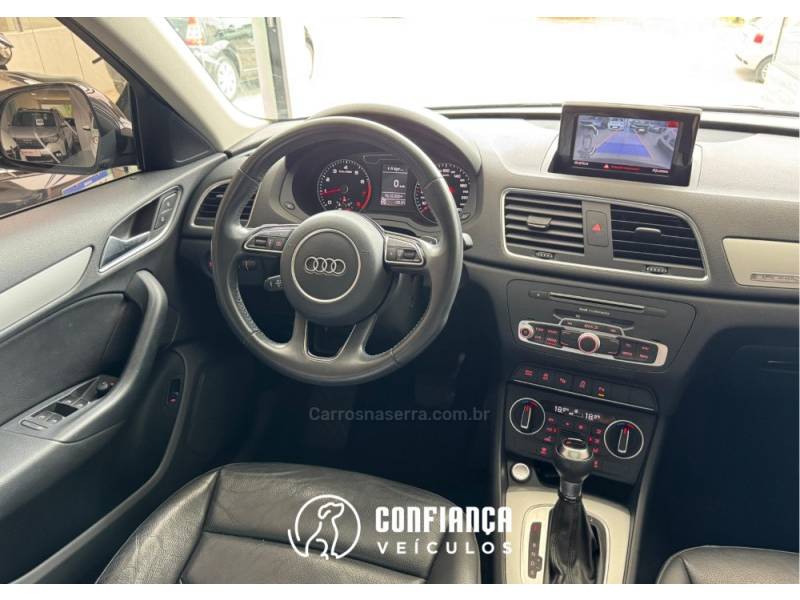 AUDI - Q3 - 2017/2018 - Preta - R$ 134.900,00