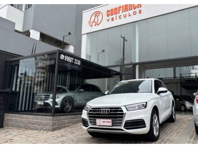 AUDI - Q5 - 2019/2019 - Branca - R$ 184.900,00