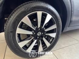 NISSAN - KICKS - 2016/2017 - Cinza - R$ 83.900,00