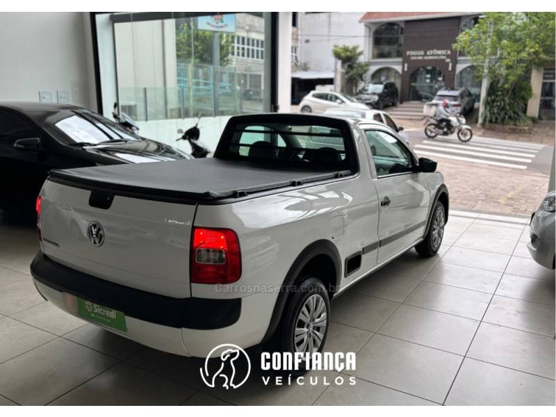 VOLKSWAGEN - SAVEIRO - 2014/2014 - Branca - R$ 45.900,00