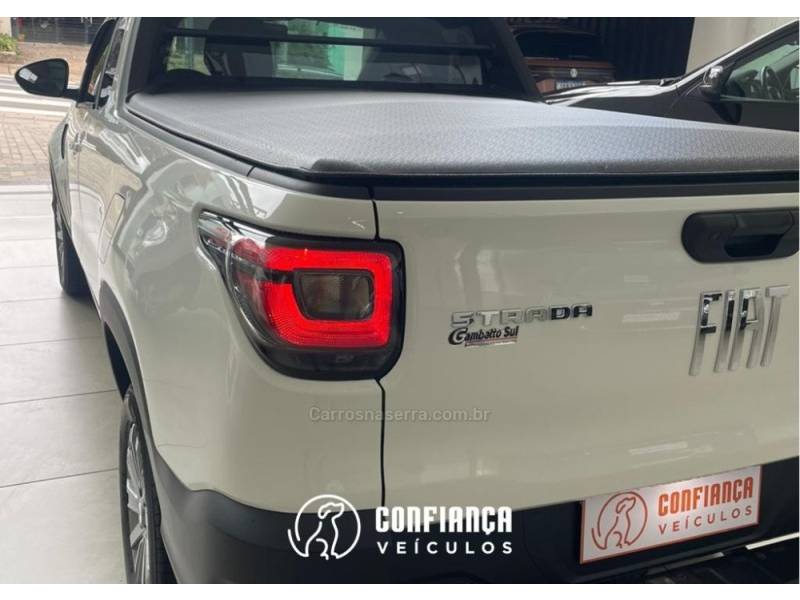 FIAT - STRADA - 2023/2023 - Branca - R$ 89.900,00