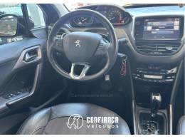 PEUGEOT - 2008 - 2016/2017 - Marrom - R$ 58.900,00