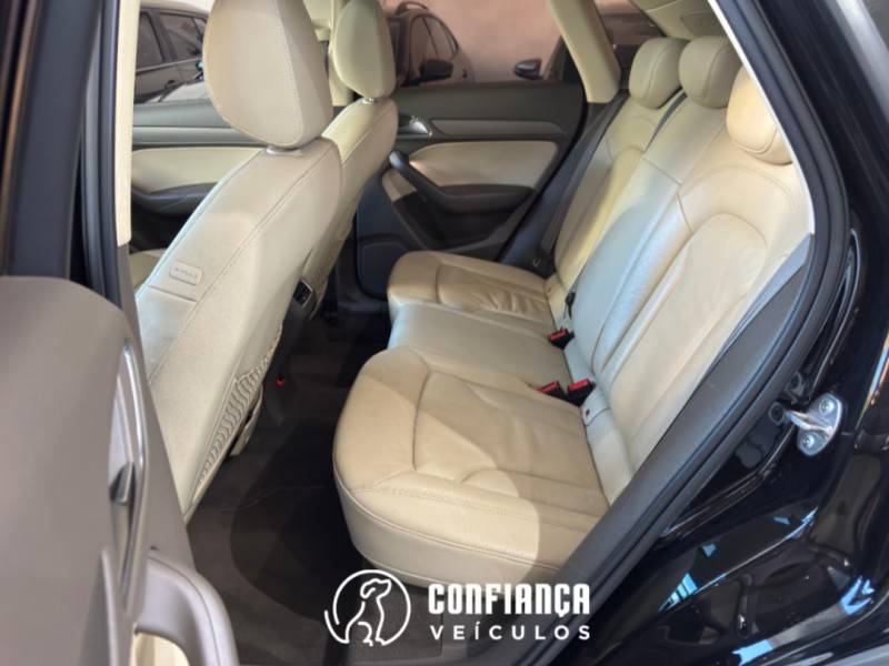 AUDI - Q3 - 2014/2015 - Preta - R$ 89.900,00