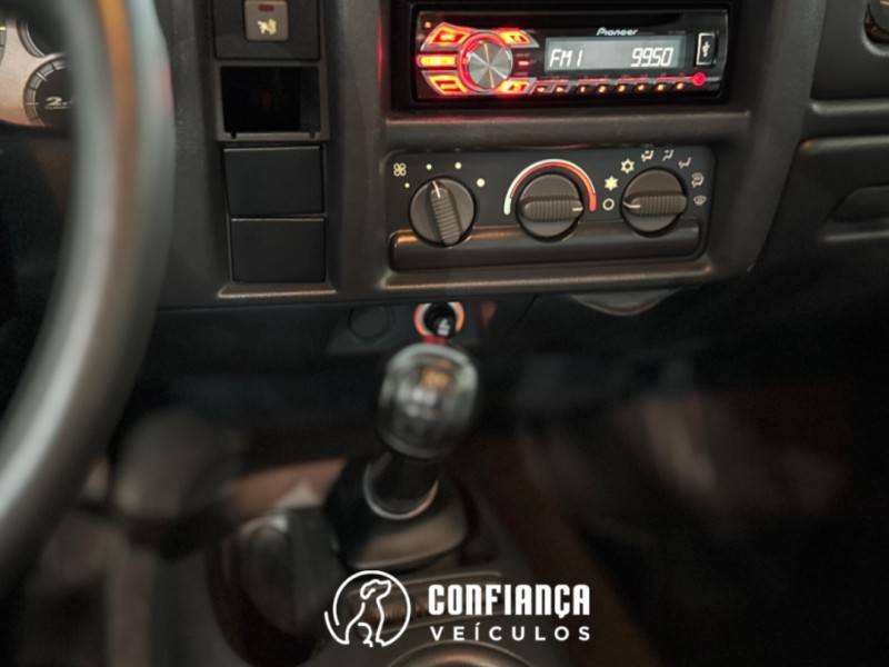 CHEVROLET - S10 - 2005/2006 - Preta - R$ 61.900,00