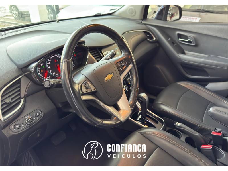 CHEVROLET - TRACKER - 2019/2019 - Preta - R$ 89.900,00