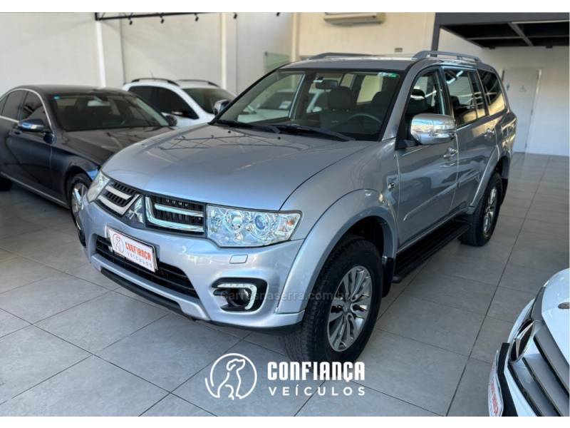 MITSUBISHI - PAJERO DAKAR - 2017/2018 - Prata - R$ 176.900,00