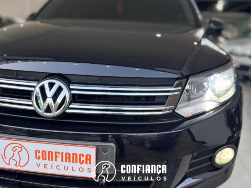 VOLKSWAGEN - TIGUAN - 2012/2012 - Preta - R$ 59.900,00