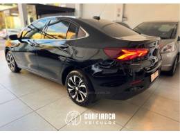 CHEVROLET - ONIX - 2022/2023 - Preta - R$ 92.900,00