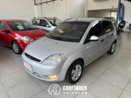 FORD - FIESTA - 2002/2003 - Prata - R$ 19.900,00
