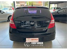 HYUNDAI - I30 - 2011/2012 - Preta - R$ 46.900,00