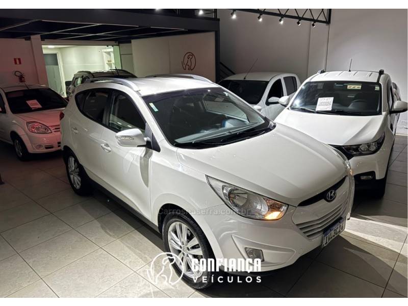 HYUNDAI - IX35 - 2014/2015 - Branca - R$ 75.900,00