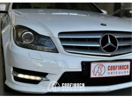 MERCEDES-BENZ - C 250 - 2013/2014 - Branca - R$ 105.900,00