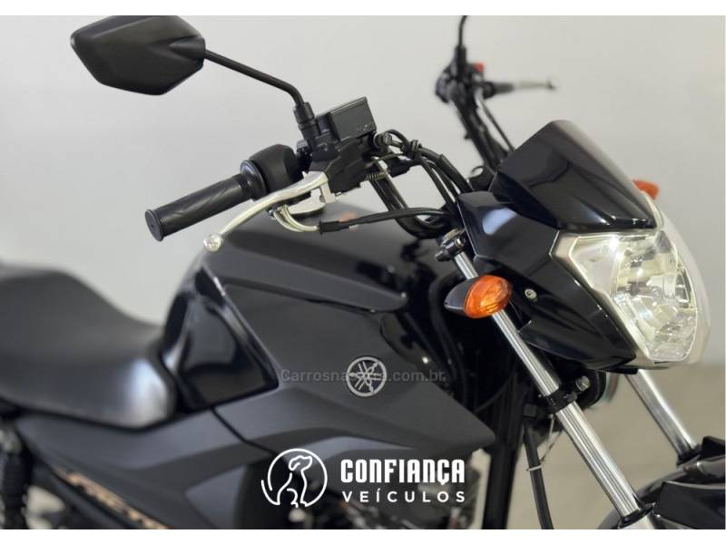 YAMAHA - FACTOR YBR - 2021/2022 - Preta - R$ 14.700,00
