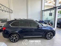 BMW - X5 - 2017/2018 - Azul - R$ 215.900,00