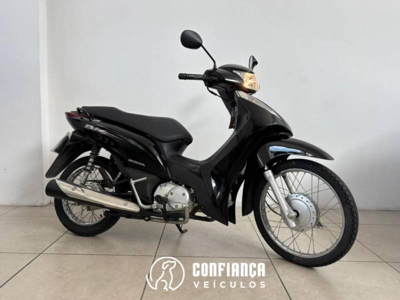 HONDA - BIZ 125 - 2011/2011 - Preta - R$ 10.900,00