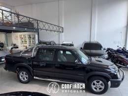 CHEVROLET - S10 - 2005/2006 - Preta - R$ 61.900,00