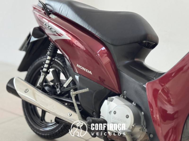 HONDA - BIZ 125 - 2011/2012 - Vermelha - R$ 12.390,00
