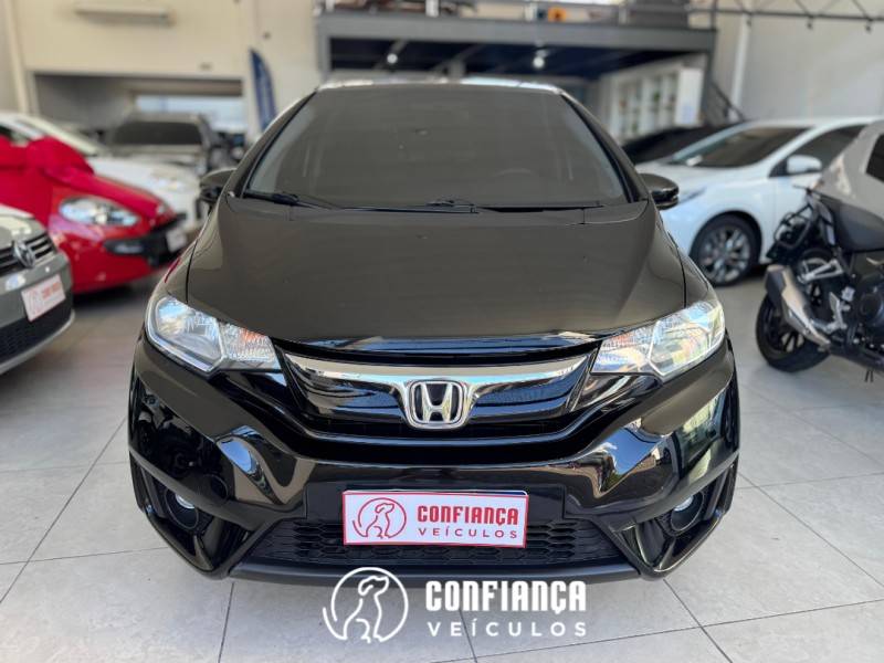 HONDA - FIT - 2015/2016 - Preta - R$ 69.900,00
