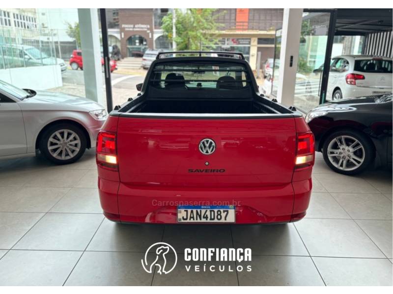 VOLKSWAGEN - SAVEIRO - 2021/2021 - Vermelha - R$ 73.900,00