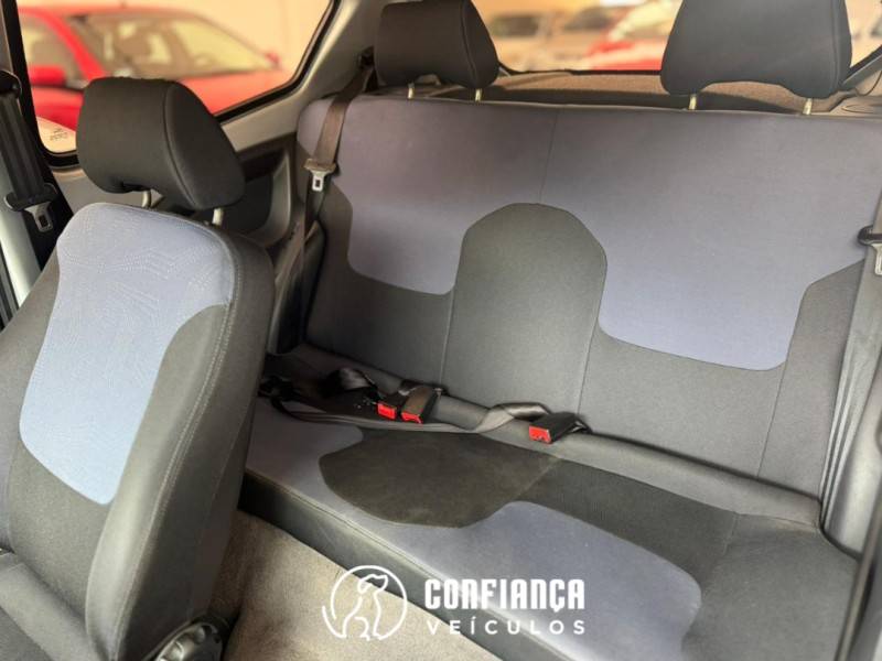 FORD - KA - 2012/2012 - Prata - R$ 30.900,00