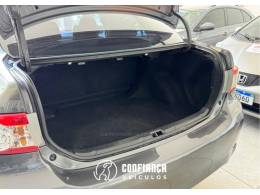 TOYOTA - COROLLA - 2011/2012 - Cinza - R$ 64.900,00
