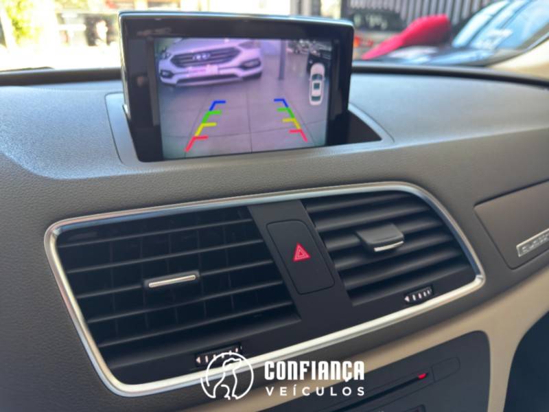 AUDI - Q3 - 2014/2015 - Preta - R$ 89.900,00