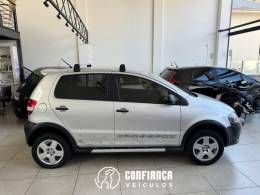 VOLKSWAGEN - CROSSFOX - 2009/2010 - Prata - R$ 37.900,00