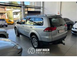 MITSUBISHI - PAJERO DAKAR - 2017/2018 - Prata - R$ 176.900,00