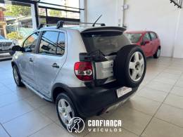 VOLKSWAGEN - CROSSFOX - 2009/2010 - Prata - R$ 37.900,00