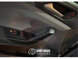 VOLKSWAGEN - T-CROSS - 2021/2021 - Prata - R$ 98.900,00