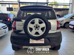 VOLKSWAGEN - CROSSFOX - 2009/2010 - Prata - R$ 37.900,00