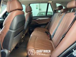BMW - X5 - 2017/2018 - Azul - R$ 215.900,00