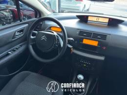 CITROËN - C4 - 2013/2014 - Branca - R$ 39.900,00