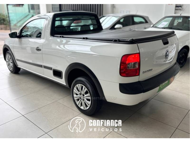 VOLKSWAGEN - SAVEIRO - 2014/2014 - Branca - R$ 45.900,00