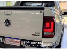 VOLKSWAGEN - AMAROK - 2018/2019 - Branca - R$ 183.900,00