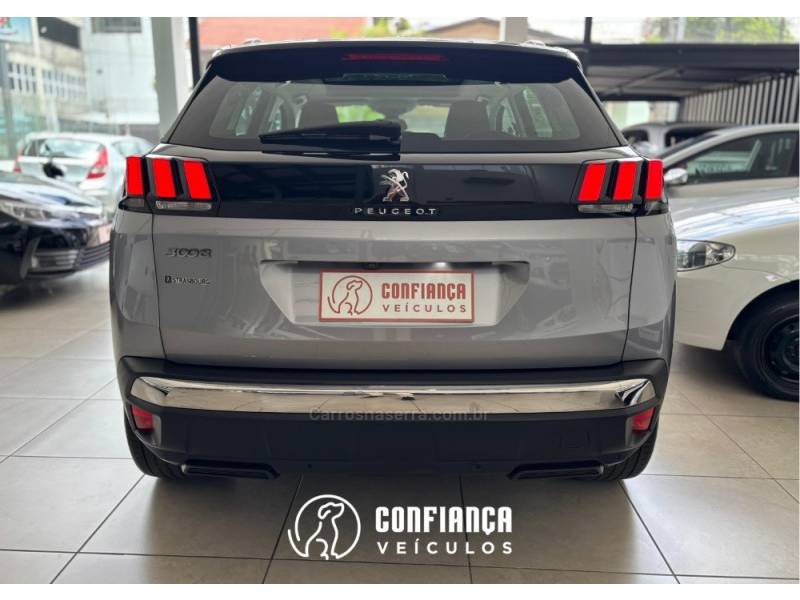 PEUGEOT - 3008 - 2020/2020 - Prata - R$ 129.900,00