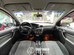 FORD - FOCUS - 2003/2003 - Prata - R$ 18.900,00